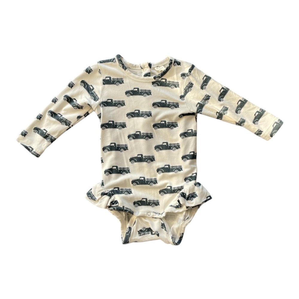 #227, kate quinn long sleeve single side ruffles bodysuit, size 12-18 months